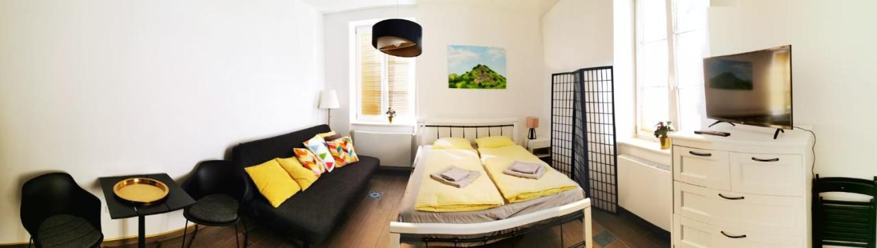 Apartman Augustin Jicin Exterior photo